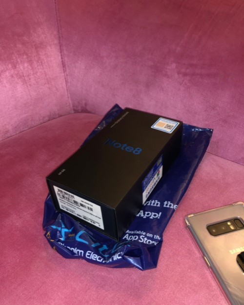 نوت 8 نظيف جداً